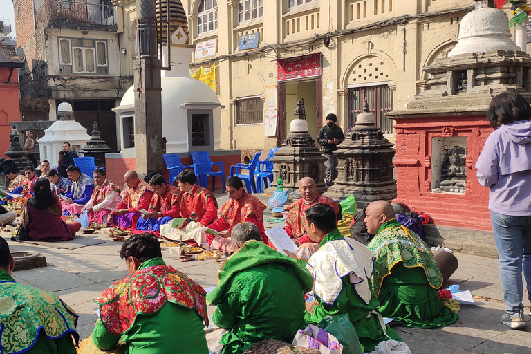 One-Day Private Vehicle Sightseeing Tour – 6 Points