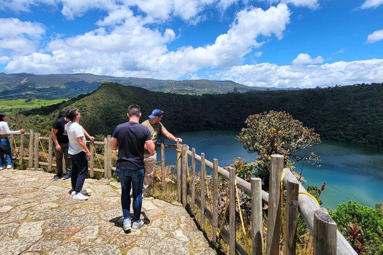 Bogotá: stadshighlights en Guatavita El Dorado-meer dagtourBogotá: hoogtepunten van de stad en Guatavita El Dorado-meer dagtour