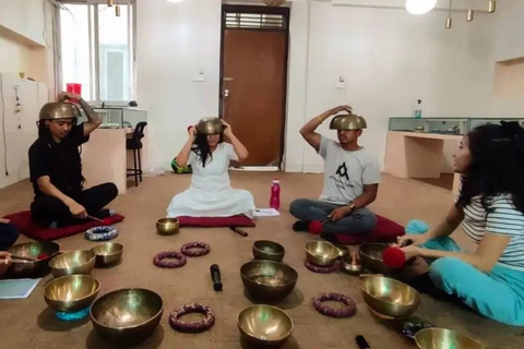 Katmandu: misy tybetańskie, terapia dźwiękiem i medytacja uważnościKatmandu: misy dźwiękowe, terapia dźwiękiem i medytacja uważności