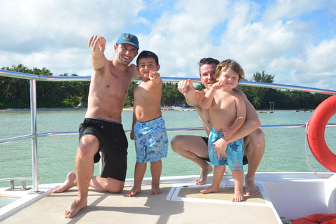 PuntaCana: Private Luxury Family BoatCruise with snorkelling