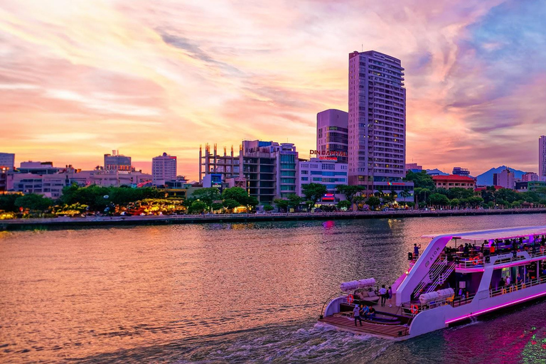 Da Nang: Poseidon Dinner Cruise with Live Entertainment Romantic Riverlights Dinner for Two – Lobster & Beef