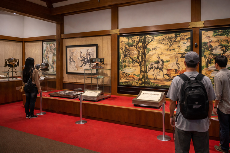 Tokyo: 5-Day Private Tour to Hiroshima with Transport