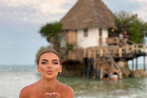 ZANZIBAR: wycieczka do Jozani Forest i restauracja The RockTRANSPORT WLICZONY W WYBRANĄ OPCJĘ WYCIECZKI