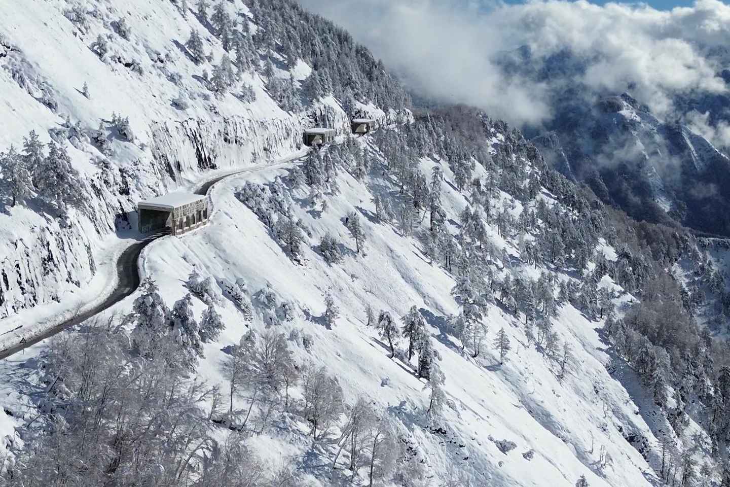 Shkoder: Theth National Park Day Tour with Local Guide