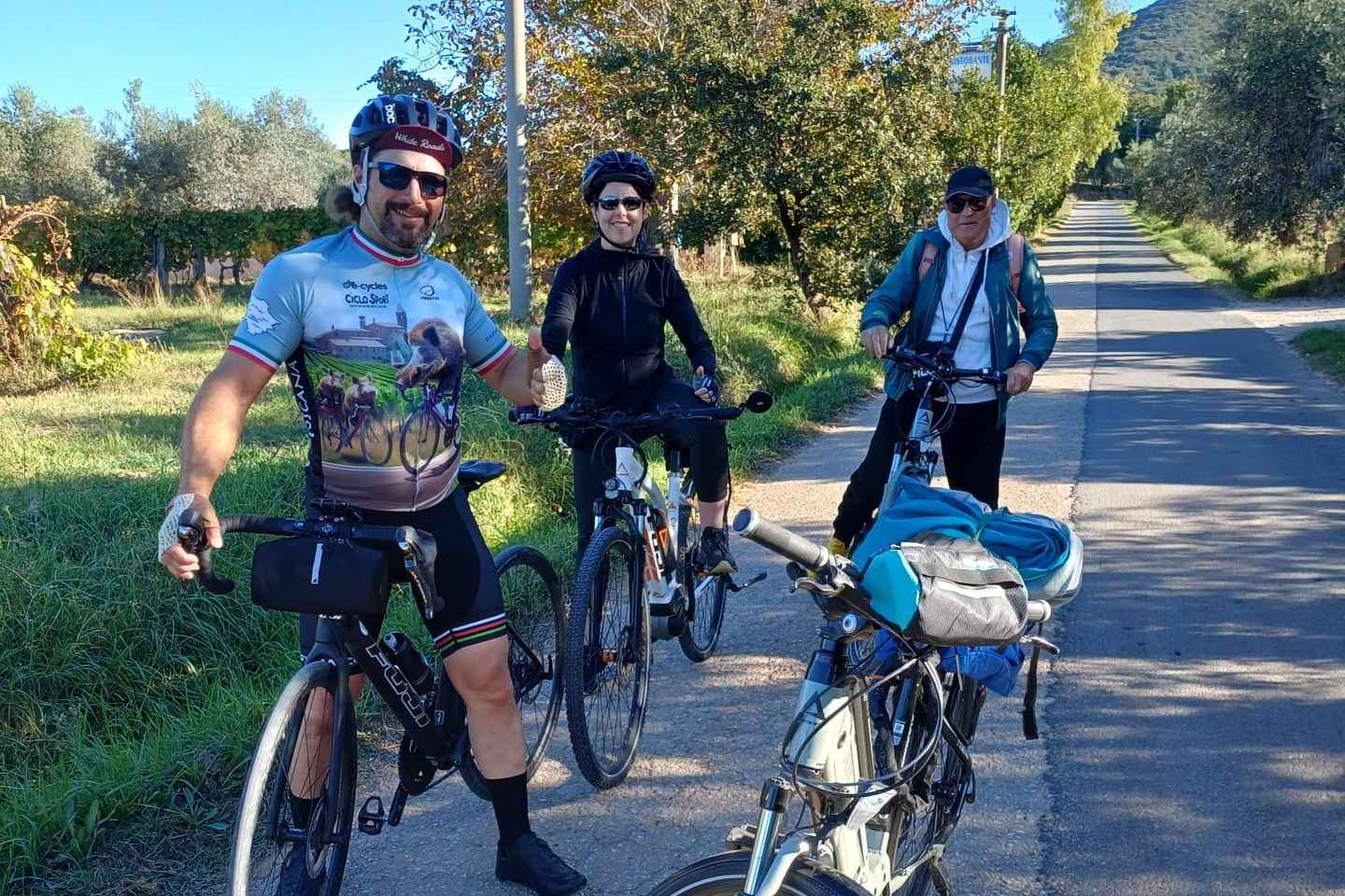Venturina: Toscana in E-Bike - Borghi medievali, vino e relax alle terme