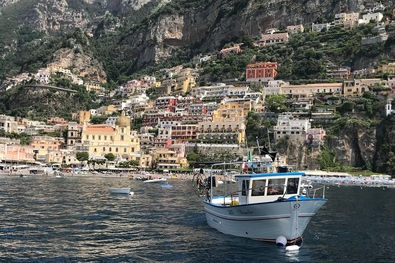 Positano: Fishing Tourism Experience with Enzo Positano: Fishing Tourism Experience with Enzo