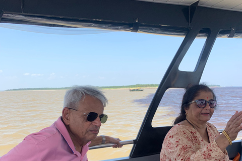 Manaus: Meeting of the Waters Private Bootstour