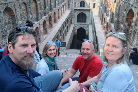 From Delhi: Full Day City Tour of Old & New Delhi. Day Tour: Old & New Delhi-- Car+Guide+Entry Tickets Include.