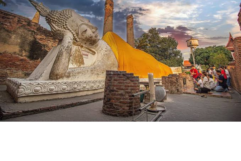 Bangkok: Ayutthaya Private Driver & Thai Host Day Trip