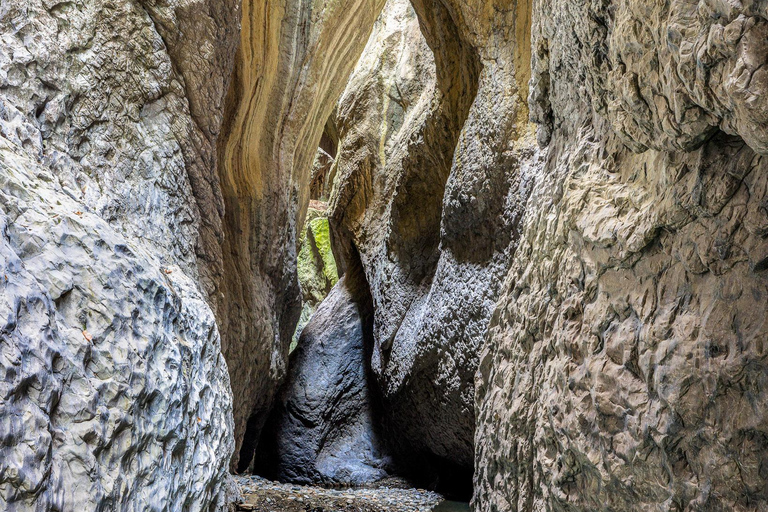 From Durrës: Holta Canyon & Banja Lake Adventure Escape