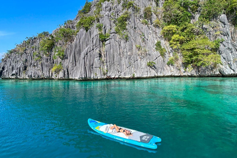 Coron Private Speedboat Tour with Exclusive Lagoon Lunch