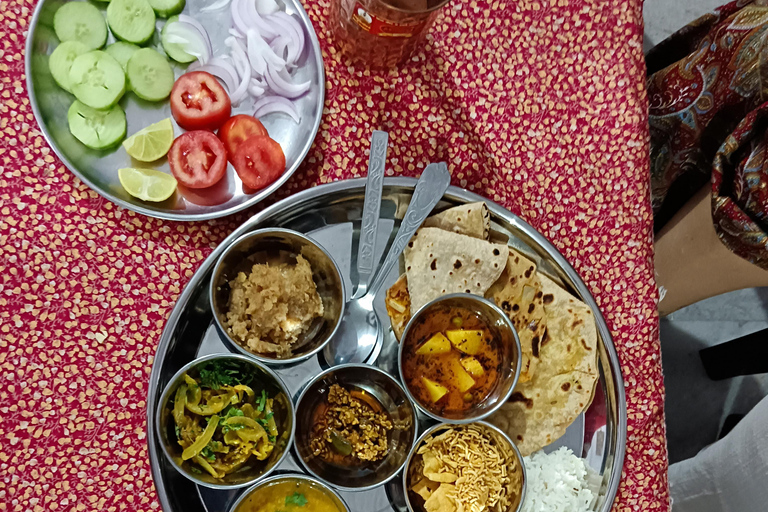 Jodhpur: Vegetarian Cooking Class with a Local Family