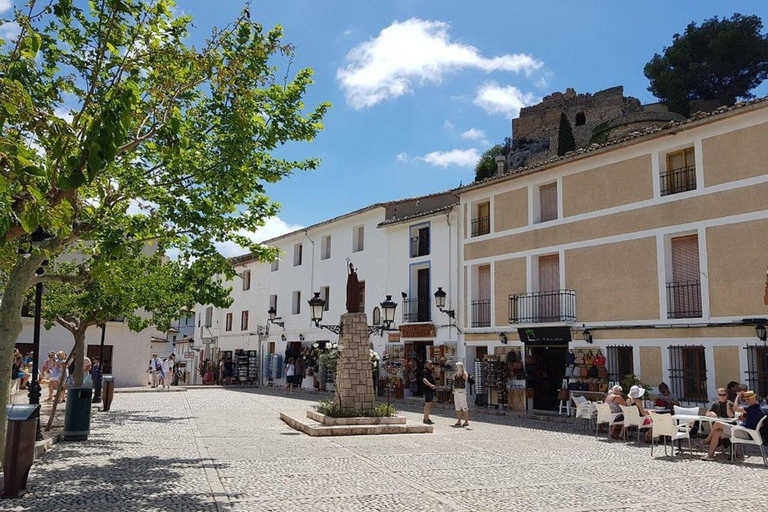 From Alicante/Benidorm: Guadalest Castle Tour with Transfer