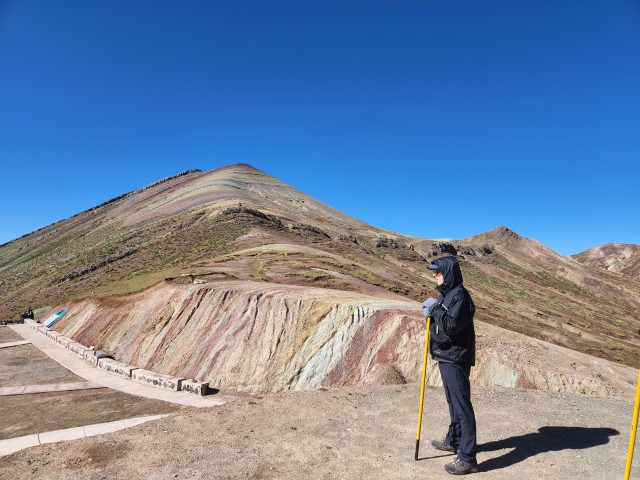 Visit Cusco Day Tour to Palcoyo Rainbow Mountain in Cusco