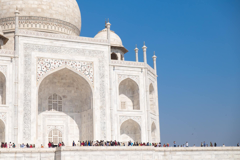 Tour de un día por el TajMahal, el fuerte de Agra y el Baby Taj en tren GatimanTodo Incluido Excursión en Expreso el Mismo Día al Taj Mahal y al Fuerte de Agra