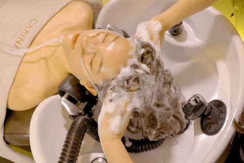Tokyo: Scalp Care Treatment at a Head Spa