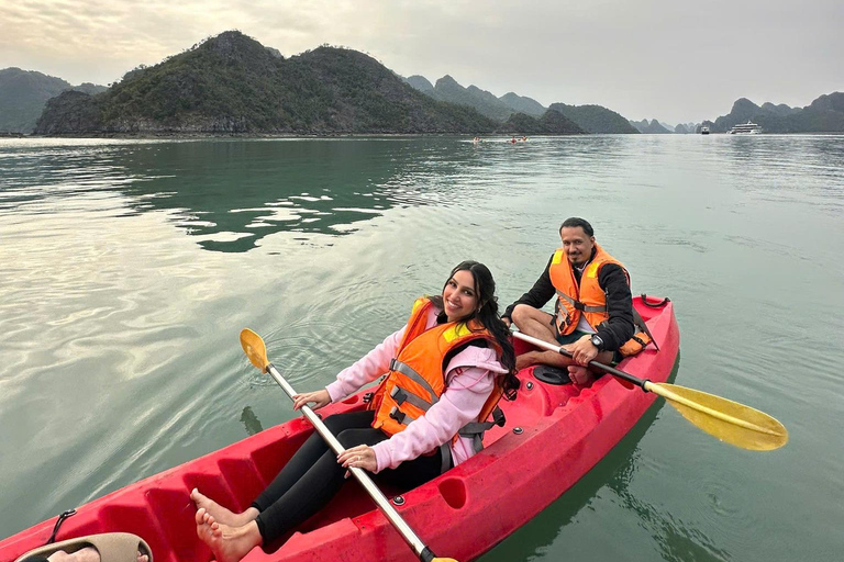 2/3-Day Halong & Lan Ha Bay Erina 5* Cruise balcony, bathtub 3-Days Cruise with Transfer from/to Hanoi or Ninh Binh