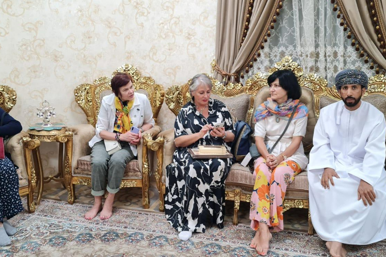 From Muscat: Authentic Omani Dinner with a Local Family