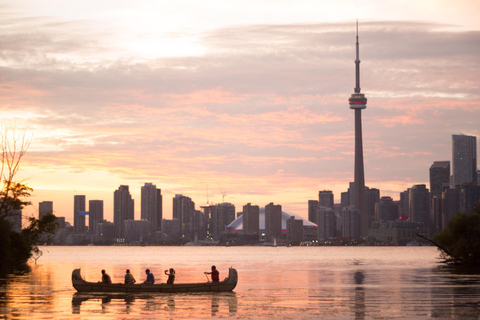 Toronto Islands: Sunset Canoe Tour