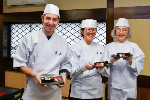 Fuji: Ride & Roll: Mt. Fuji E-Bike Tour and Sushi Workshop