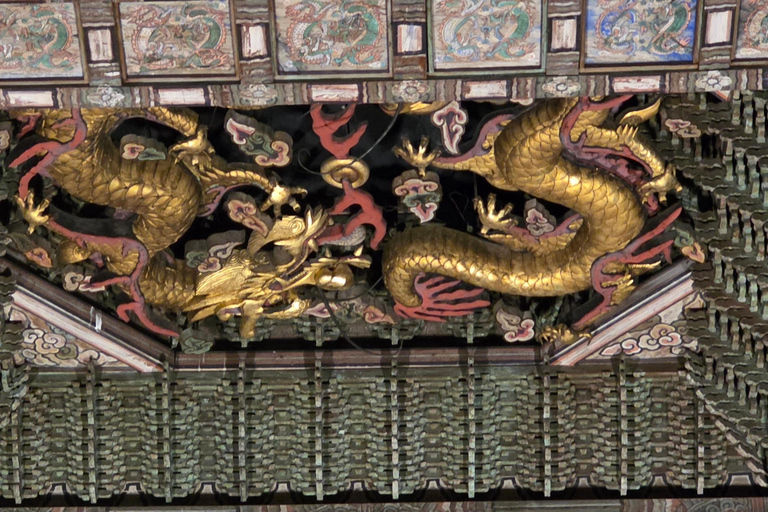 Seoul: Deoksugung Palace Night Tour with Guide