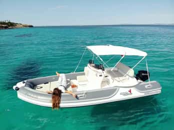El Arenal: Privébootverhuur op Mallorca (geen vaarbewijs nodig)