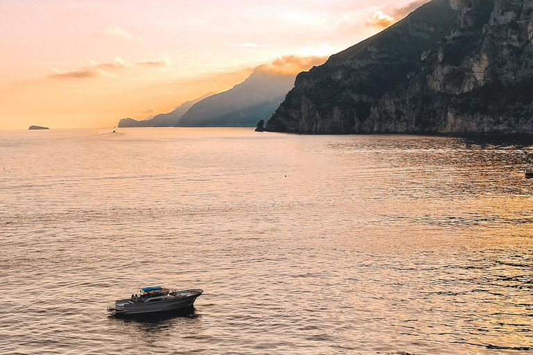 From Positano/Praiano: 1h 30 min Private Sunset Cruise Private Sunset with Champagne