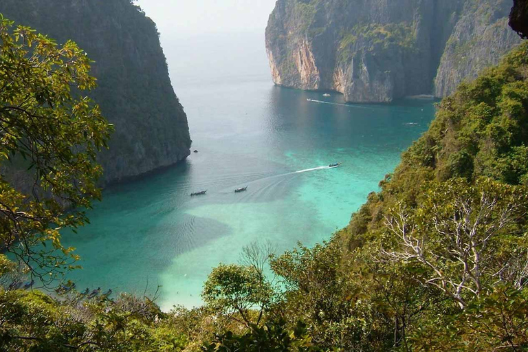 Phuket to Phi Phi Full-Day Luxury Speed Boat Charter Phuket: Private Full-Day Speed Boat Charter