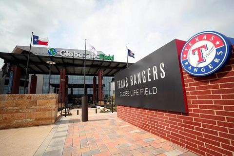 Dallas: Sports Fan Tour with Team Stores & BBQ