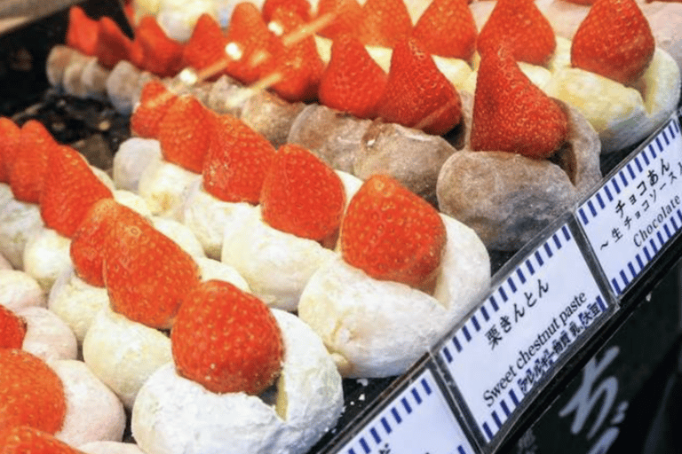 Tokyo: Tsukiji Fish Market Walking Tour with Local Guide