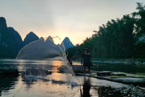 Li River Bamboo Raft, Xianggong Mountain & Xingping tour