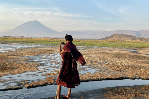 Arusha: Safari di 6 giorni nel Serengeti con visita al villaggio MasaiArusha: safari di 6 giorni nel Serengeti con visita al villaggio Masai