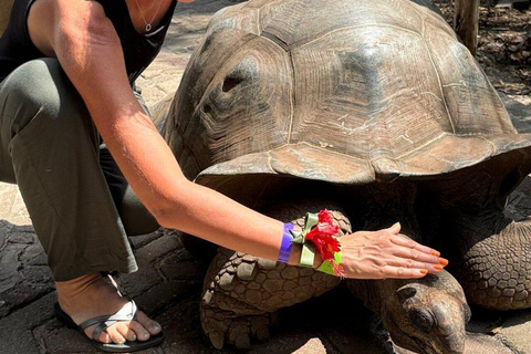 ZANZIBAR: Spice Farm Tour + Lunch & Prison Island Boat Trip