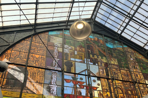 Málaga: Old Town Walking Tour & Local Life