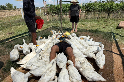 Hoi An Chill: Duck Massage, Basket Boat, and Cooking Class HA :Duck Massage, Basket Boat &Cooking Class without Pick Up