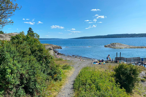 Oslo: Nakholmen Island Ferry Trip with Waffle Tasting