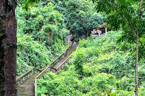 From Vientiane: Vang Vieng Day Trip, Nam Xay & Lagoon Vang Vieng Day Trip, Nam Xay & Balloon (Private)