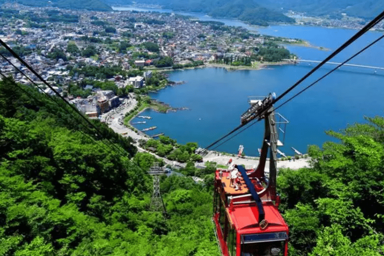 Tokio: Excursión al Monte Fuji, Hakone, Crucero, Teleférico y Oshino HakkaiSalida de la estación de Shinjuku a las 8:30 horas