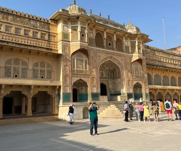 Jaipur: Forts & Folk Tales Evening with Rooftop Dinner