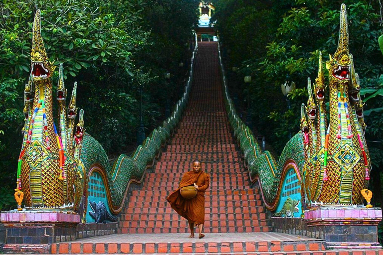 Passeio noturno ao Doi Suthep e ao Templo Wat Pha Lat