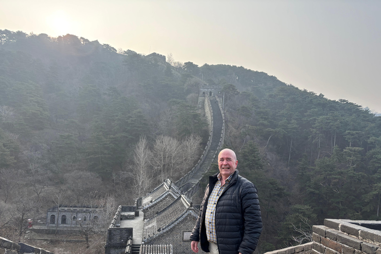 Beijing: Mutianyu Great Wall & Changling Tomb Private Tour transfer to Mutianyu Greatwall with tickets
