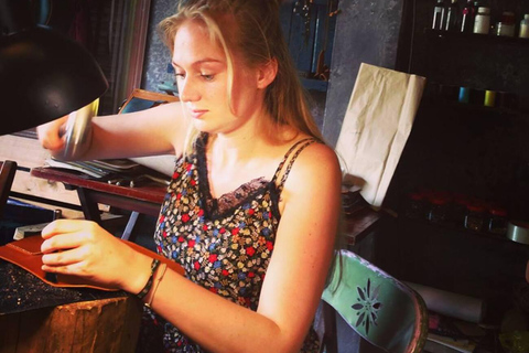 Hoi An: Experience Handmade Leather Making in Oldtown Experience Express Leather class in 2 hours