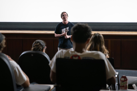 索菲亚：Nu Boyana Film Studios 导览游索菲亚：努博亚纳电影制片厂导览之旅