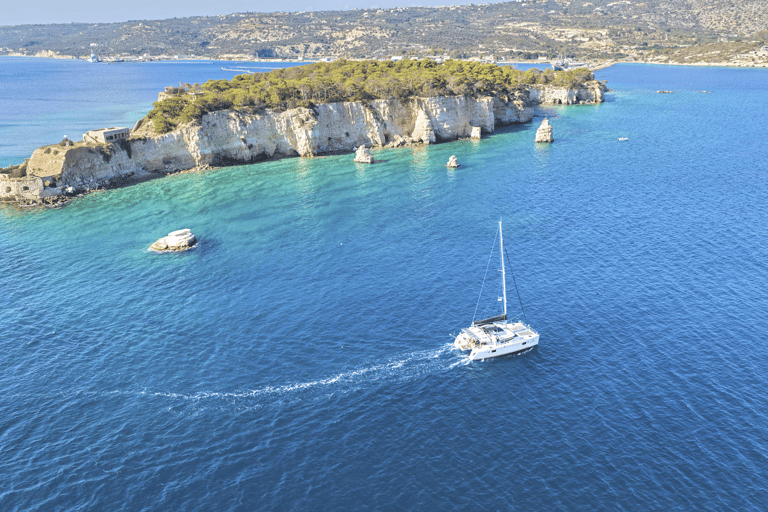 Souda: Premium Catamaran Cruise to Marathi Bay with Lunch w/Transfer from Agia Marina - Kolimvari