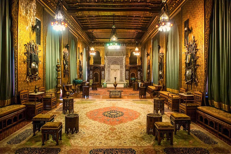 Bucharest: Brasov Old Town & Dracula's & Wednesday & Peles