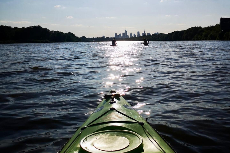 Warsaw: Kayaking Experience Kayaking Experience: Discovering the Southern Warsaw.