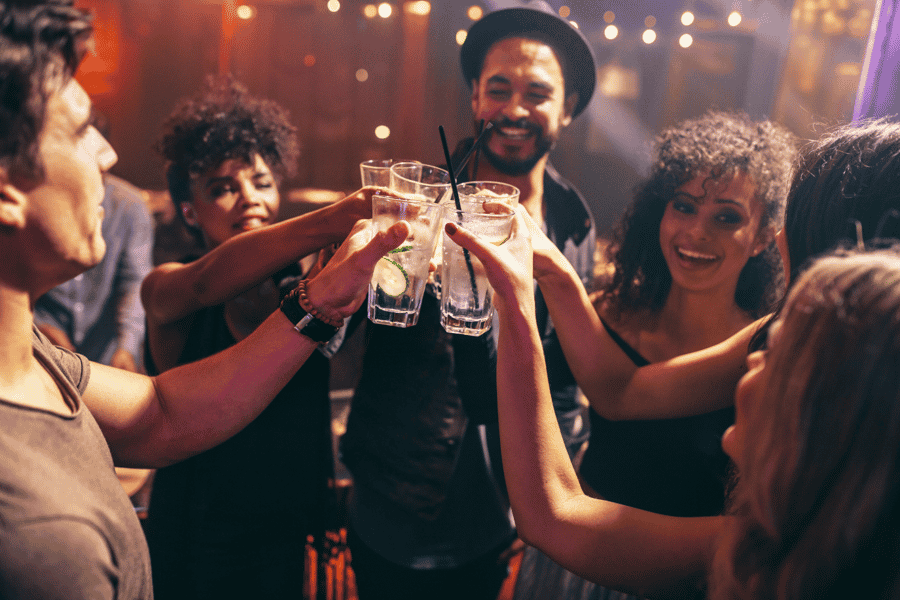 Salzburg: Pubcrawl Tour durch die besten Bars und Clubs der Stadt. Foto: GetYourGuide Salzburg: Pubcrawl Tour durch die besten Bars und Clubs der Stadt. Foto: GetYourGuide