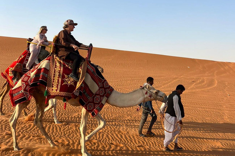 Riyadh : Desert Sunset (Camel Ride+Tea + Dinner (Kabsa))