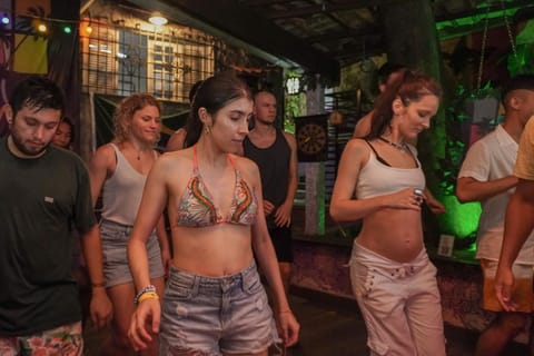 Rio Combo: Caipirinha Workshop (2 Caipis), Samba Class & DJs