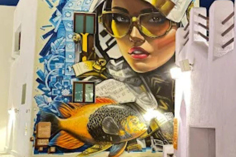 Doha: Mina District's Colorful Streets & Coastal Vibes Tour